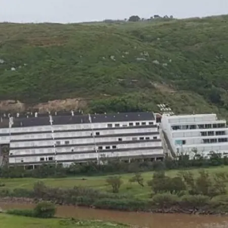 Entre O Mar E A Serra * Масейра